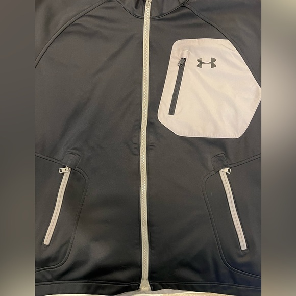 Under Armour Jacket - Picture 5 of 5